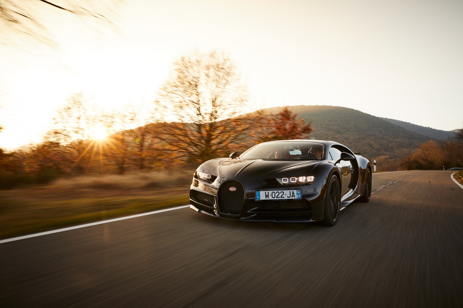 Bugatti Chiron 1.jpg